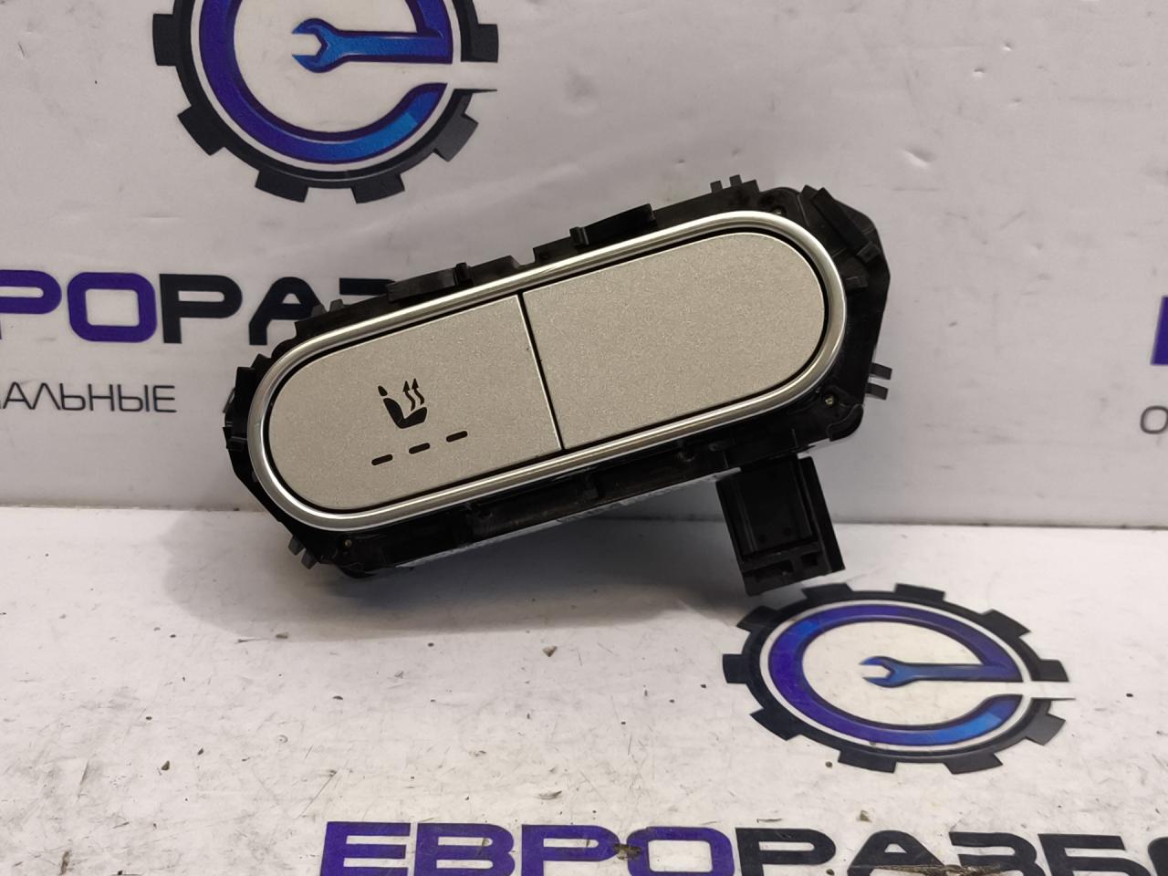 кнопка обогрева сидений Mercedes-Benz GLE V167 2019, 2.0 л., CDi, OM 654.920, дизель, АКПП, 896, внедорожник 5 дв., полный привод, правый руль, A1779056700 - фото №1