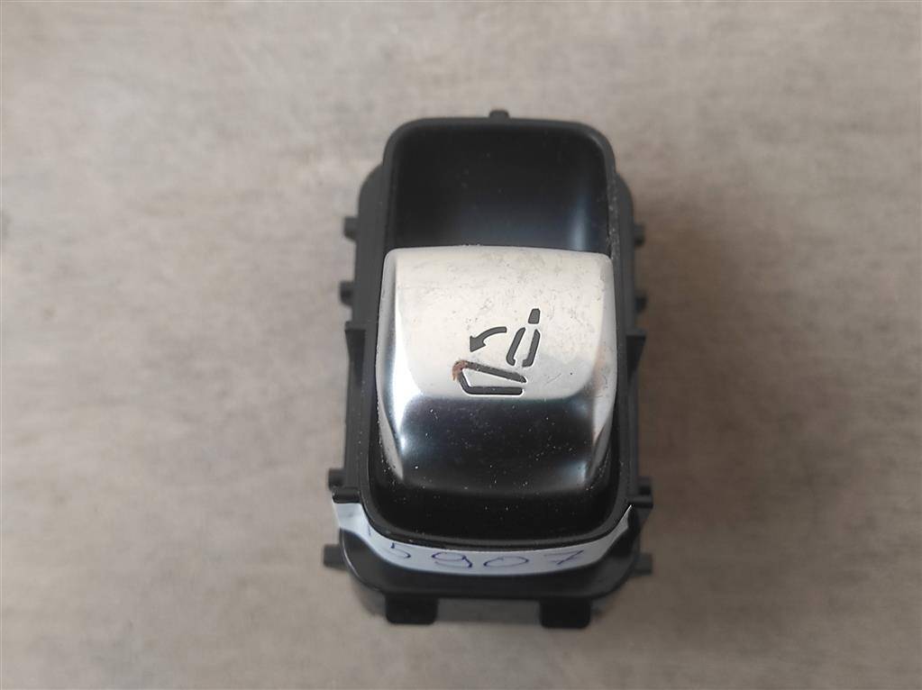 кнопка ручного тормоза (ручника) Mercedes-Benz GLC-Класс X253/C253 2017, 3.0 л., бензин, АКПП, полный привод, A20590584049051, A2059052113, A20590522139051 - фото №1