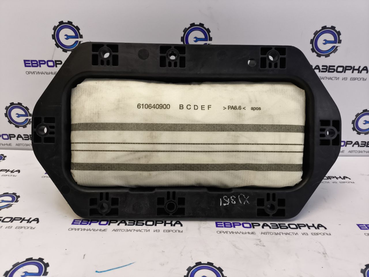 подушка безопасности пассажира Jaguar XJ 4 поколение X351 2010, 3.0 л., дизель, АКПП, передний привод, C2D5633, AW93F044A74AD - фото №1