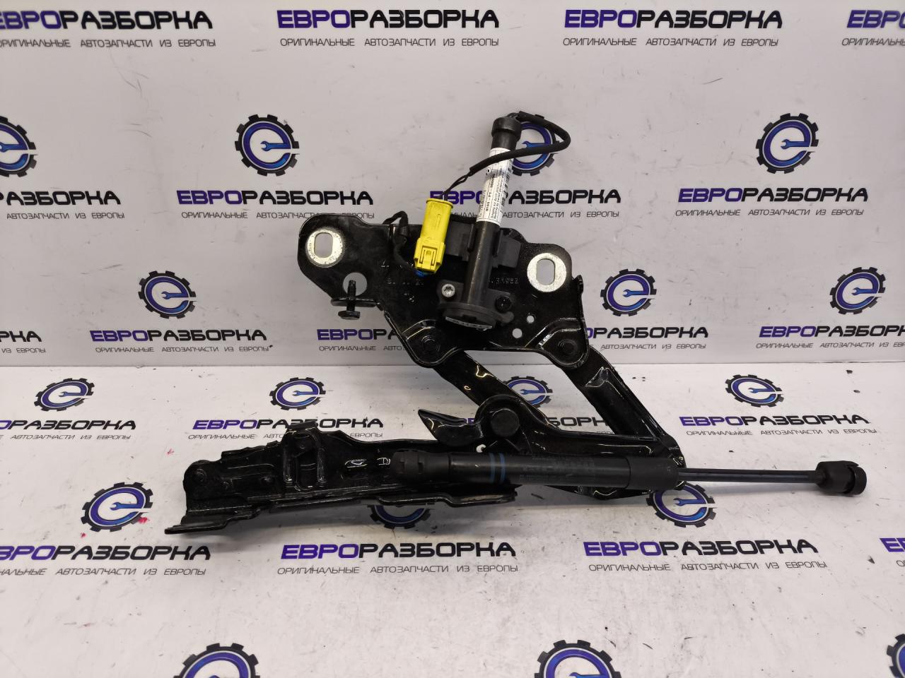 петля капота левая BMW X3 G01 2019, 2.0 л., B48 B20 A, бензин, АКПП, 475 black-sapphire metallic, полный привод, правый руль, 7397495, 7397495 - фото №1