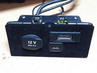 Разъем usb / sim Mercedes-Benz CLS-Класс C218/X218 W218 2013, 2.0 л., CDi, дизель, АКПП, передний привод, A2188210311, A2188210211, A2188210311, A2188210611