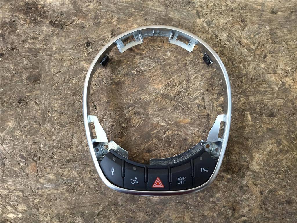 рамка обрамление кулисы Audi R8 42 420 2008, 4.2 л., TFSI, BYH, бензин, АКПП, купе, передний привод, 420863278, 420863278, 420863278A, 420863278A3Q7 - фото №1