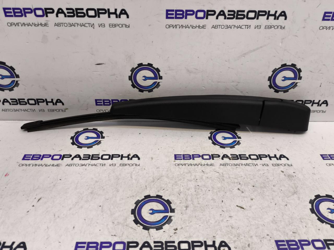 щеткодержатель задний BMW X3 G01 2019, 2.0 л., B48 B20 A, бензин, АКПП, 475 black-sapphire metallic, полный привод, правый руль, 7407272, 61627407274 - фото №1