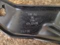 кронштейн (крепление) Audi R8 42 420 2008, 4.2 л., TFSI, BYH, бензин, АКПП, купе, передний привод, 424721135, 424721135, 424721135A - фото №3