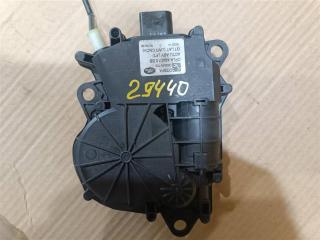 активатор замка багажника Land Rover Range Rover 4 поколение L405 2014, 4.4 л., дизель, АКПП, полный привод, правый руль, CPLA404C10BB, CPLA404C10BC, CPLA404C10BD, CPLA404C10BE, LR070123, LR090184, LR095550, LR034341