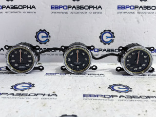 щиток приборов (приборная панель) Bentley Continental GT 3 поколение 2023, 4.0 л., CVD, бензин, АКПП, 63 / o31 красный, купе, полный привод, правый руль, 3SA919527H, 3SA91917D, 3SA919201A, 3SA919272B