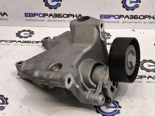 кронштейн генератора Porsche Macan 1 поколение [2-й рестайлинг] 95B 2023, DGR, робот, внедорожник 5 дв., полный привод, правый руль, 06M903143AC, 06M903133J