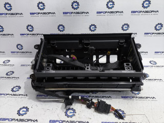 Рамка монитора Bentley Continental GT 3 поколение 2023, 4.0 л., CVD, бензин, АКПП, 63 / o31 красный, купе, полный привод, правый руль, 3SA857147G