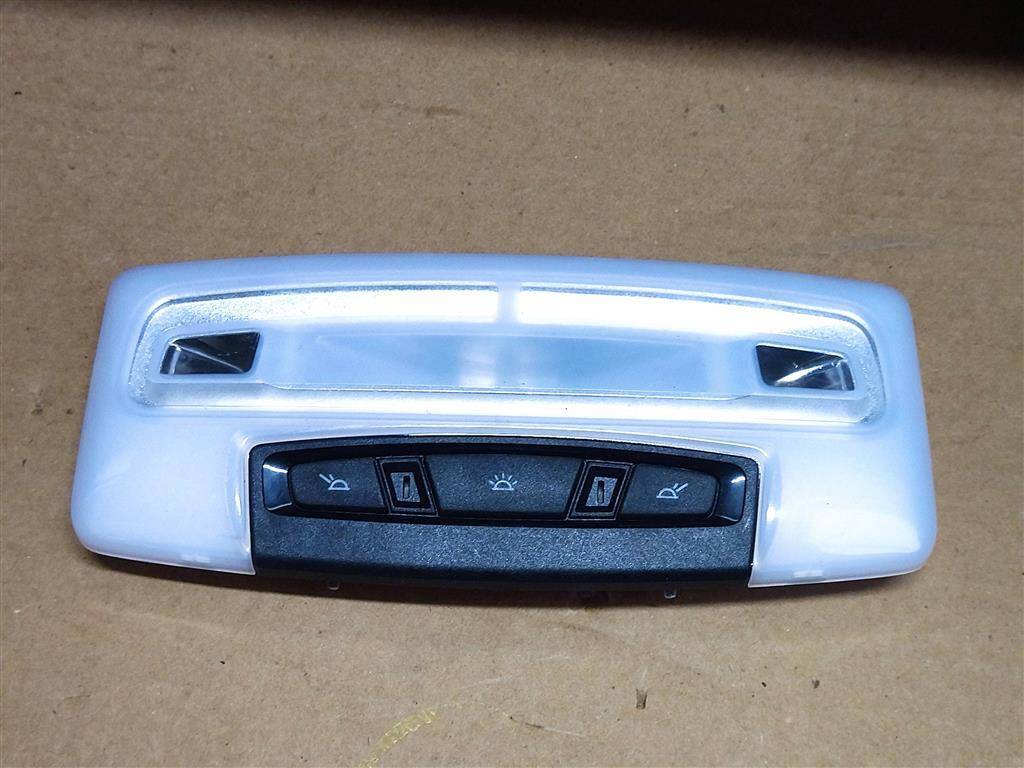 фонарь салона (плафон) BMW X6 F16 2015, 3.0 л., D, N57 D30 C, дизель, АКПП, внедорожник 5 дв., полный привод, 61317945983, 7945983, 61319316288 - фото №1