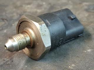 датчик давления топлива Mazda CX-7 1 поколение 2008, 2.3 л., бензин, 2S7G-9F972-AD