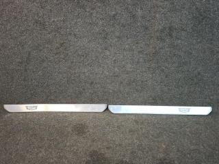 накладка на порог внутренняя Cadillac XT4 1 поколение 2020, 2.0 л., бензин, АКПП, 318e, полный привод