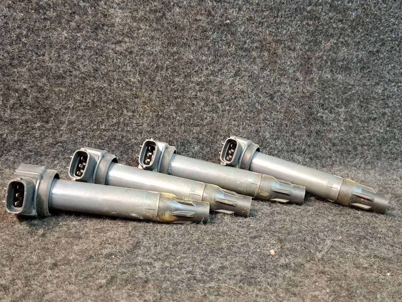 катушка зажигания Mitsubishi ASX 1 поколение 2012, 2.0 л., 4B11, бензин, АКПП, черный, внедорожник 5 дв., полный привод, 1832A016 - фото №1