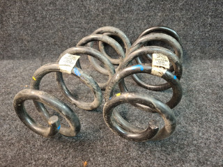 пружина задняя Chevrolet Equinox 3 поколение 2018, 1.5 л., бензин, АКПП, серый/441b, полный привод, 23476248