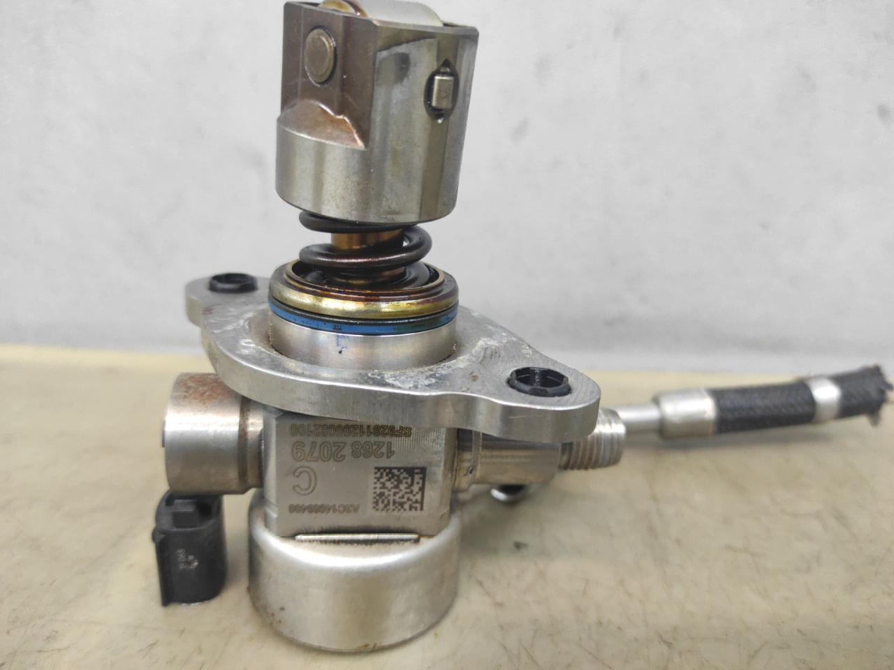 ТНВД Chevrolet Equinox 3 поколение 2019, 1.5 л., бензин, АКПП, белый 140х, минивэн, передний привод, 12682079 - фото №1