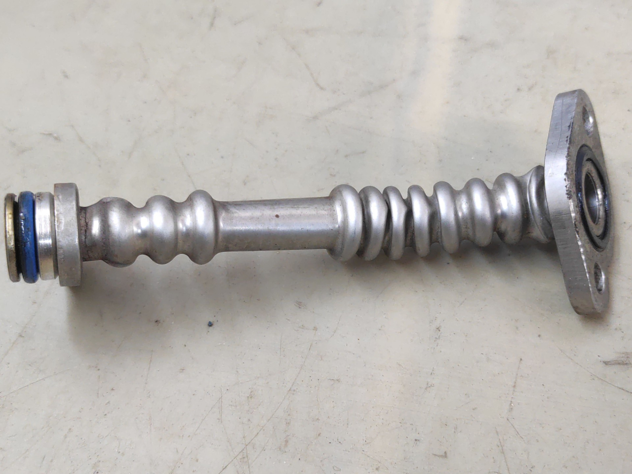 масляная трубка турбины Ford Edge 2 поколение CD539 2018, 2.0 л., бензин, АКПП, черный, внедорожник 5 дв., полный привод - фото №1