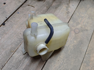 бачок расширительный Mazda MPV LW 2002