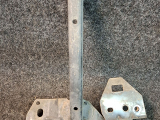 кронштейн (крепление) Mazda 6 GG [рестайлинг] GG 2005, 2.3 л., L3, бензин, МКПП, серый, универсал, передний привод