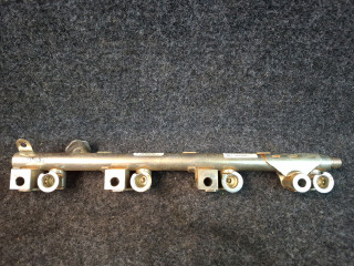 топливная рампа Ford Edge 2 поколение CD539 [рестайлинг] 2020, 2.0 л., бензин, АКПП, красный, внедорожник 5 дв., полный привод, K2GE9F797BA