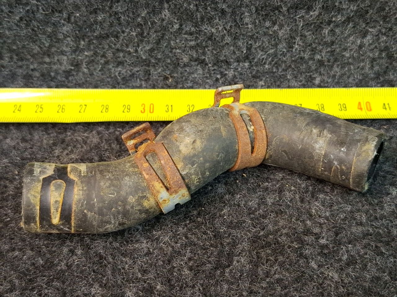 патрубок (трубопровод, шланг) Volkswagen Jetta 7 поколение 2021, 1.4 л., бензин, АКПП, серый, передний привод, 5QM122063 - фото №1