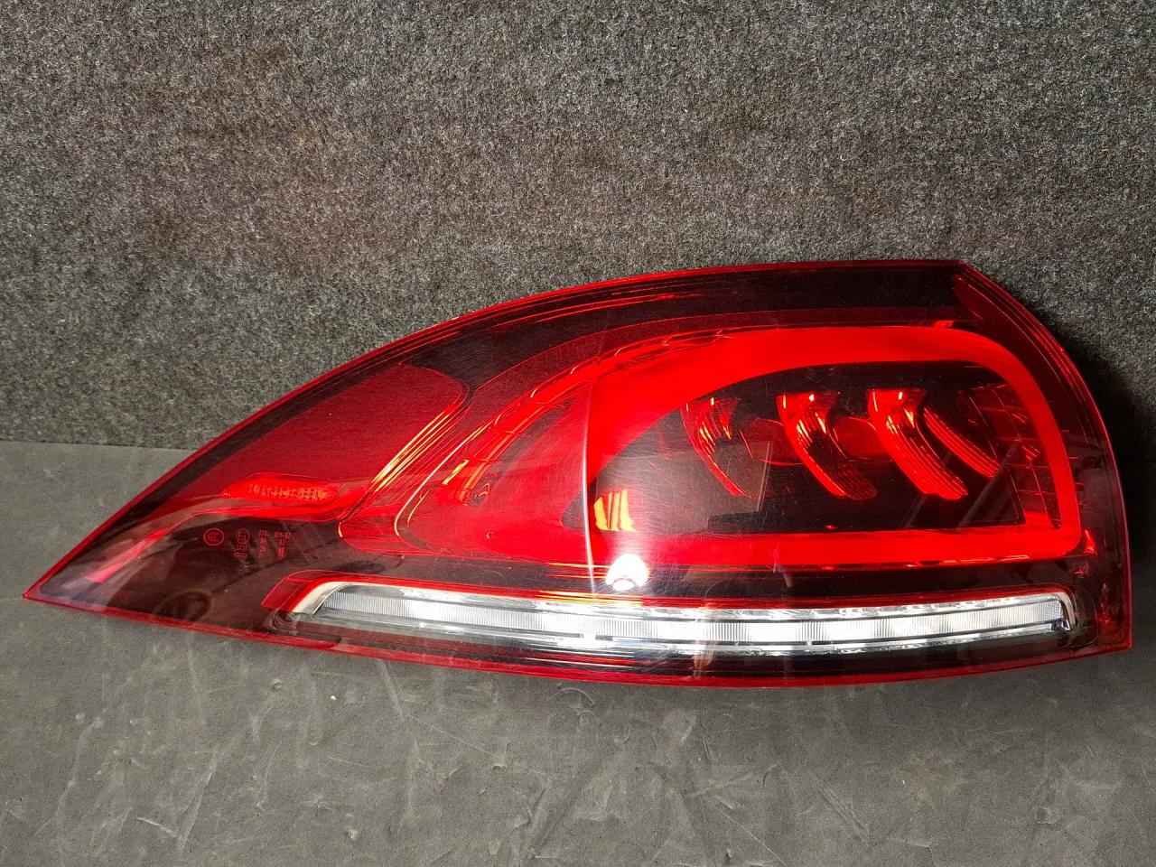 фонарь задний левый Mercedes-Benz GLE V167 2022, A1679061007 - фото №1