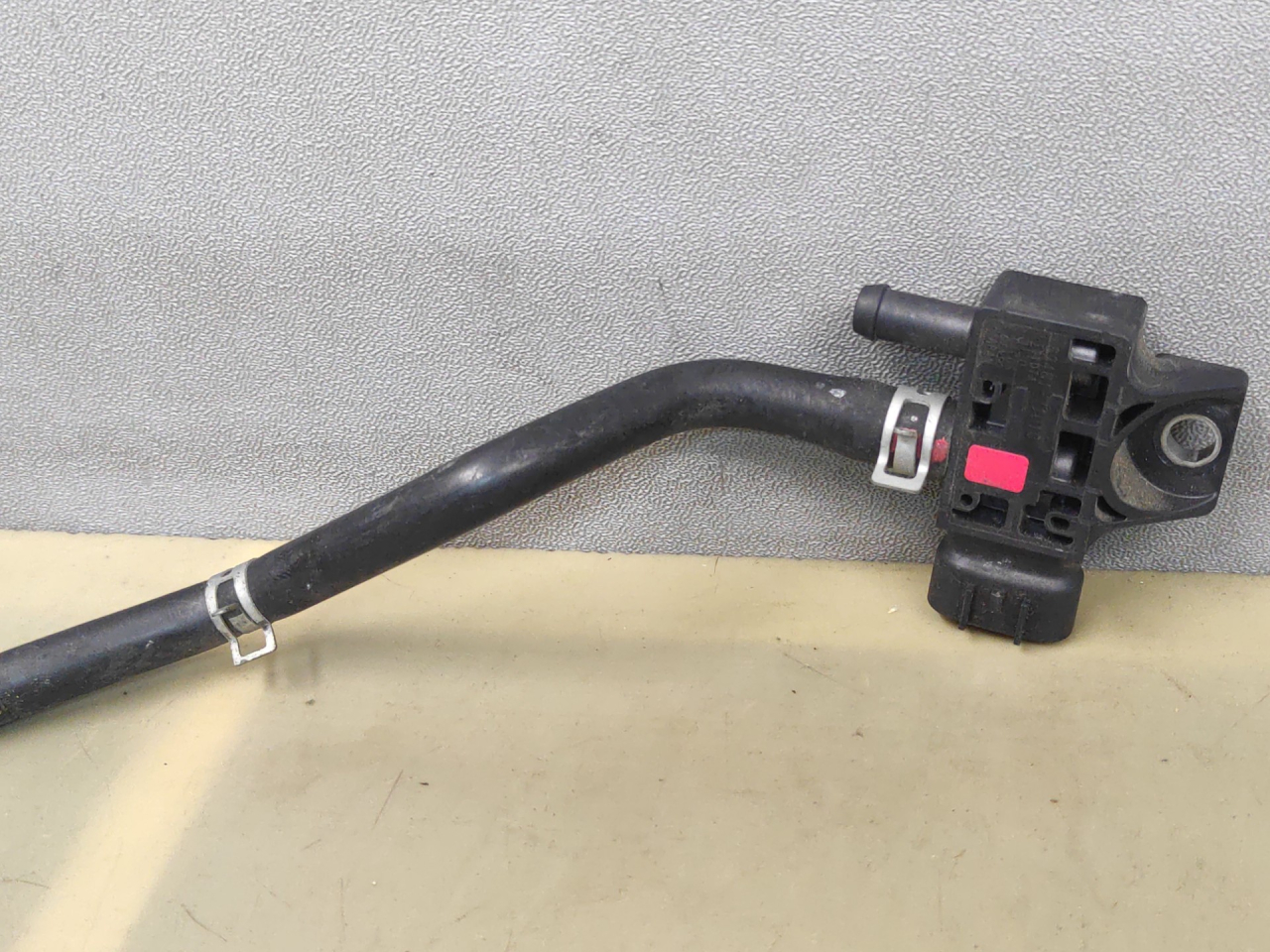 датчик давления (температуры) выхлопных газов Lexus UX 1 поколение 2021, 2.0 л., i, бензин, АКПП, 8948171010 - фото №1