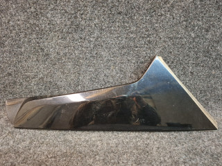 накладка двери (крышки) багажника Chevrolet Equinox 3 поколение 2018, 1.5 л., бензин, АКПП, серый/441b, полный привод, 84406196