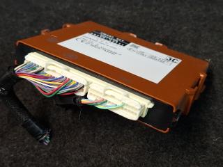 Блок управления бесключевым доступом Toyota Prius V 1 поколение ZVW41 ZVW41 2014, 1.8 л., гибрид, АКПП, синий, хетчбэк 5 дв., передний привод, 89990-47111, 232500-6721