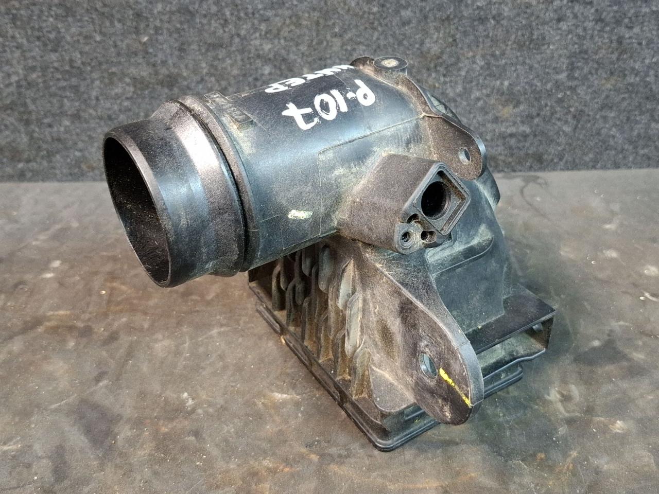 интеркулер Chevrolet Equinox 3 поколение 2019, 1.5 л., бензин, АКПП, белый 140х, минивэн, передний привод - фото №1