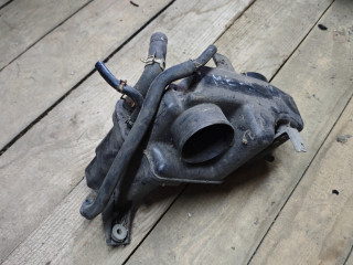 резонатор воздушного фильтра Mazda Millenia 1 поколение 2000, 2.3 л.