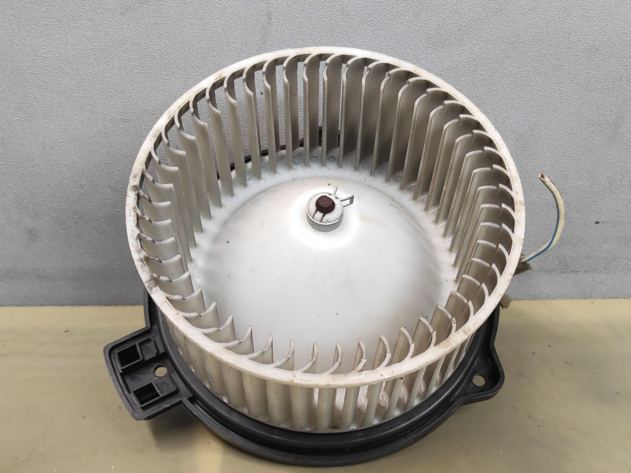 моторчик печки Mazda 6 GG 2003, 2.3 л., L3, бензин, МКПП, черный, седан, передний привод, GJ6BA02, 894000-0 - фото №1