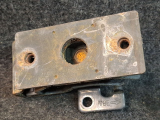 подушка крепления двигателя Suzuki Grand Vitara 1 поколение [рестайлинг] 2005, 2.7 л., H 27 A, бензин, АКПП, внедорожник 5 дв.