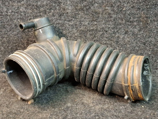 патрубок воздушного фильтра Mitsubishi ASX 1 поколение 2012, 2.0 л., 4B11, бензин, АКПП, черный, внедорожник 5 дв., полный привод, 1505A632