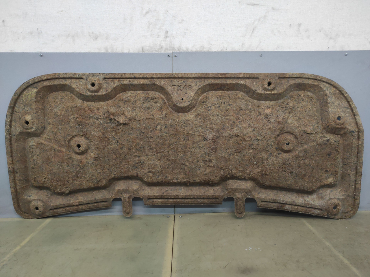 шумоизоляция капота Mazda CX-9 2 поколение TC 2017, 2.5 л., PY-VPS, бензин, АКПП, серый, передний привод - фото №1