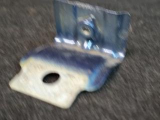 крепление ( кронштейн ) крыла Volkswagen Jetta 7 поколение 2019, 1.4 л., бензин, АКПП, синий, седан, передний привод