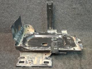 полка аккумулятора GMC Terrain 2 поколение 2020, 1.5 л., бензин, АКПП, серый 464с, передний привод, 84179727C, 84618340