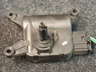 моторчик заслонки печки Mercedes-Benz Sprinter 2 поколение (W906) 2007, 2.1 л., OM 646.701, дизель, МКПП, красный, 0132801373