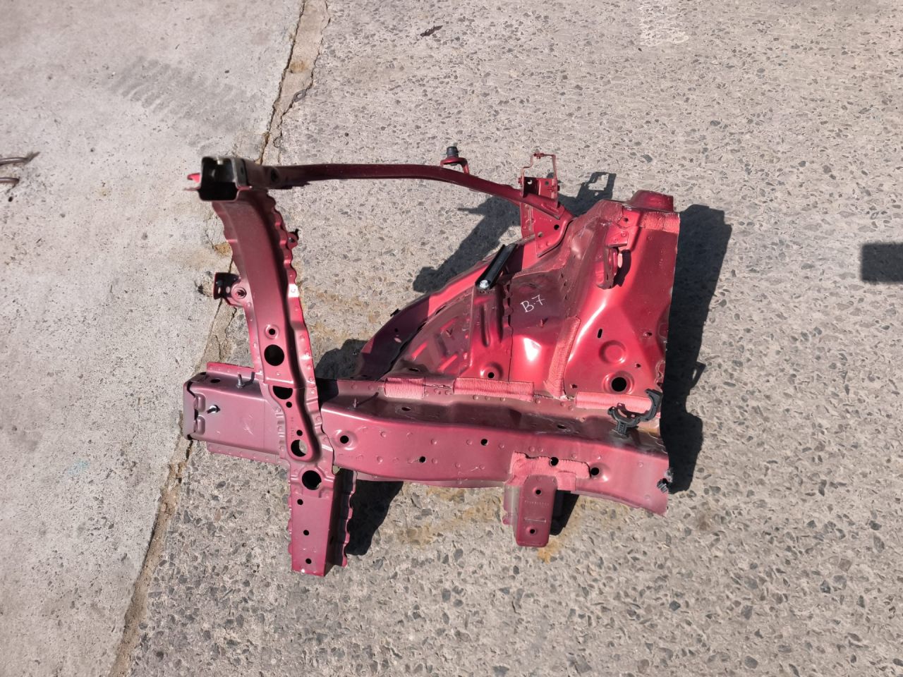 лонжерон правый Chevrolet Equinox 3 поколение 2018, 2.0 л., бензин, АКПП, передний привод - фото №1