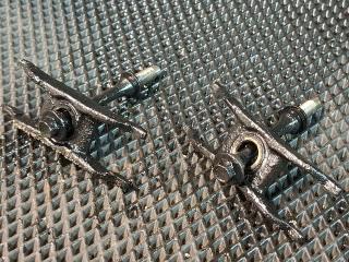 крепление форсунки Mazda 6 1 поколение [рестайлинг] GY 2006, 2.0 л., RF7J, дизель, МКПП, серебристый, универсал