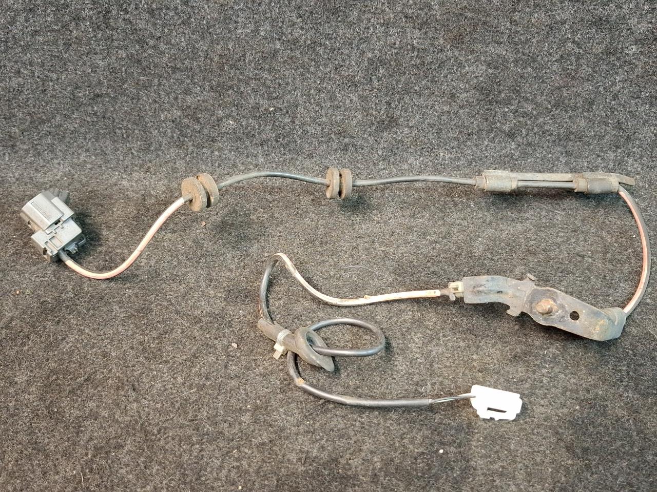 проводка датчика ABS Toyota Prius V 1 поколение ZVW41 ZVW41 2014, 1.8 л., гибрид, АКПП, синий, хетчбэк 5 дв., передний привод - фото №1