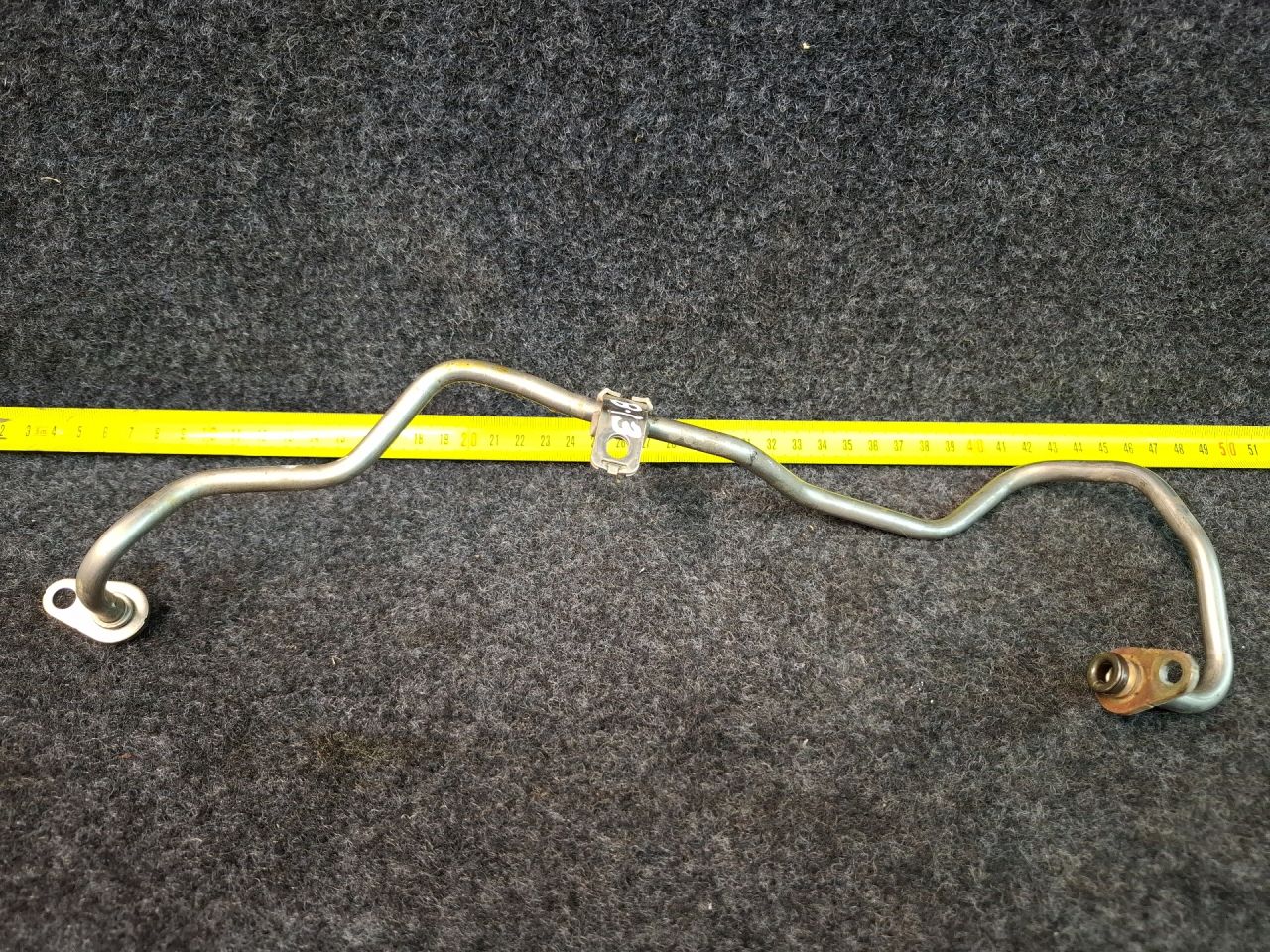 масляная трубка турбины Volkswagen Jetta 7 поколение 2021, 1.4 л., бензин, АКПП, серый, передний привод, 04E145140AELB - фото №1