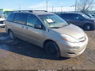 Toyota Sienna 2 поколение XL20 [рестайлинг]