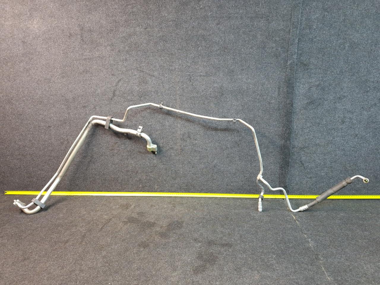 трубка кондиционера Chevrolet Malibu 9 поколение 2017, 1.5 л., бензин, АКПП, черный, седан, передний привод, 23313732 - фото №1