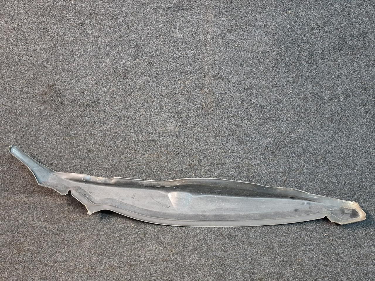 пыльник переднего крыла Volkswagen Jetta 7 поколение 2019, 1.4 л., бензин, АКПП, синий, седан, передний привод, 17A821111, 17A821111B - фото №1