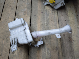 бачок омывателя Mazda MPV LW [рестайлинг] 2003