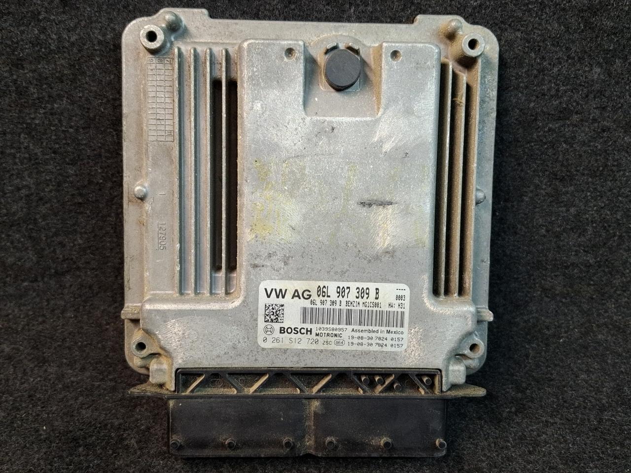блок управления двигателем Volkswagen Tiguan 2 поколение 2020, 2.0 л., бензин, АКПП, серый, полный привод, 06L907309B, 0261S12720 - фото №1