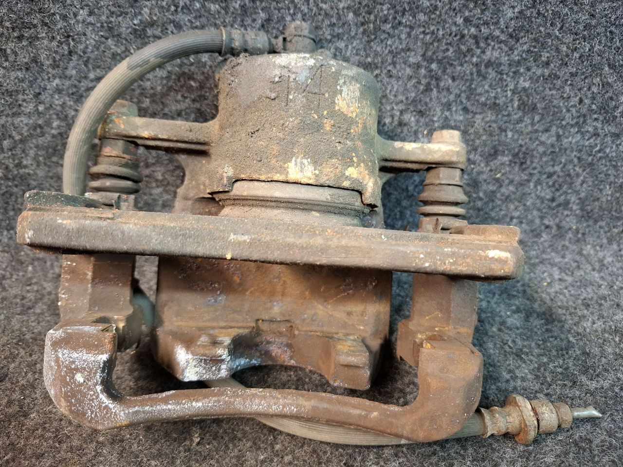 суппорт передний левый Toyota Camry 7 поколение XV40 ACV40 2009, 2.4 л., 2AZ-FE, бензин, АКПП, синий, седан, передний привод - фото №1