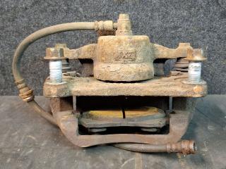 суппорт передний левый Mazda CX-5 1 поколение 2014