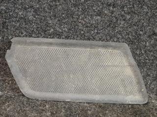 обшивка двери передняя правая Chevrolet Equinox 3 поколение 2018, 1.5 л., бензин, АКПП, серый/441b, полный привод, 84137387