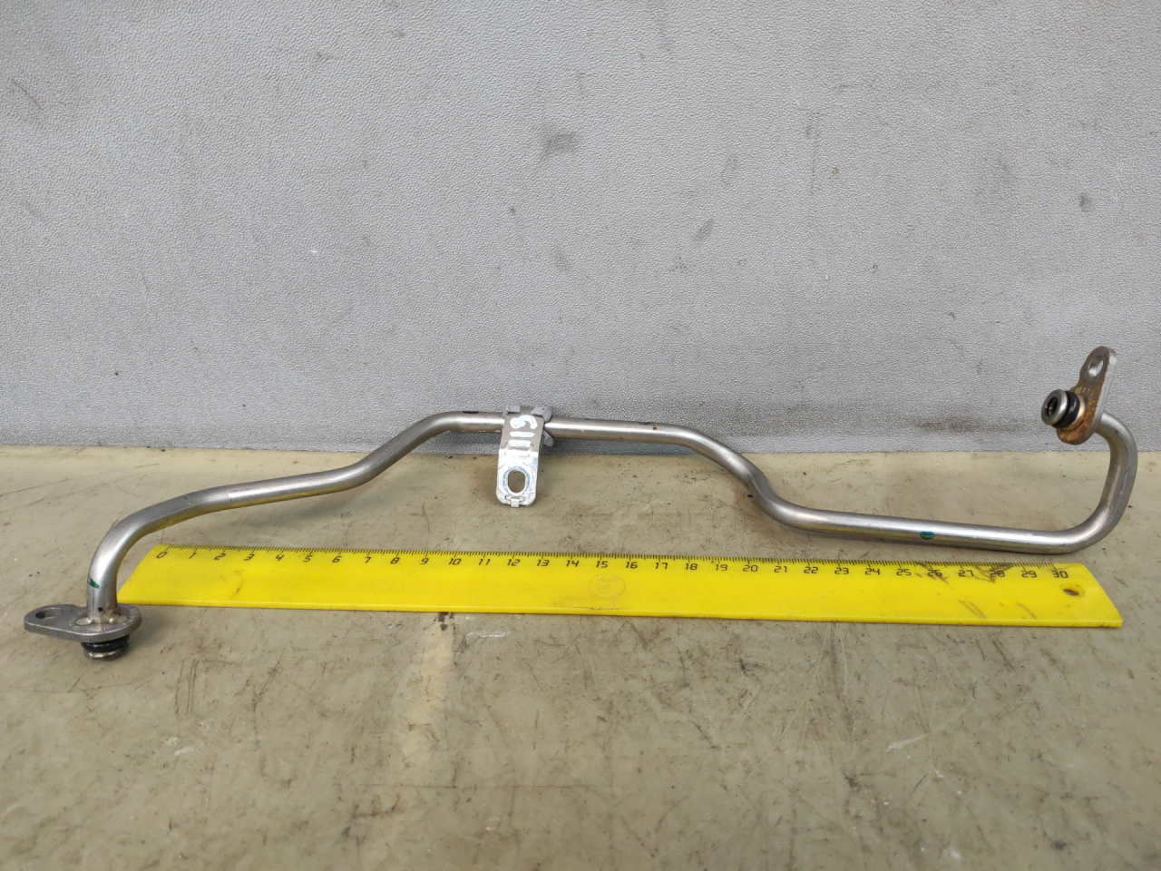 масляная трубка турбины Volkswagen Jetta 7 поколение 2019, 1.4 л., бензин, АКПП, синий, седан, передний привод, 04E145140E - фото №1