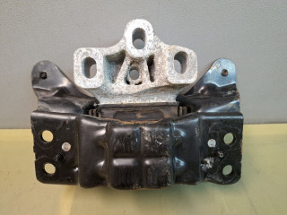 подушка крепления КПП Volkswagen Jetta 7 поколение 2019, 1.4 л., бензин, АКПП, оранжевый, седан, передний привод, 5QM199555